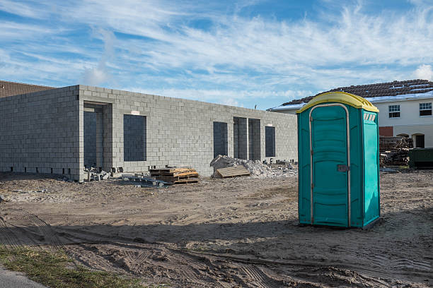 Best Portable restroom trailer rental  in Warsaw, MO
